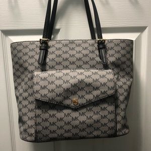 Grey/Black Michael Kors shoulder tote